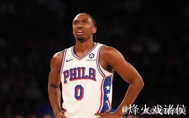 米奇评球队表现:首节发挥不佳,第三节状态低迷 米奇评球队表现:首节发挥不佳,第三节状态低迷